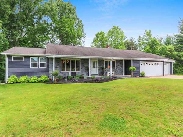 389 SUNLITE DRIVE, Oneida, WI 54155