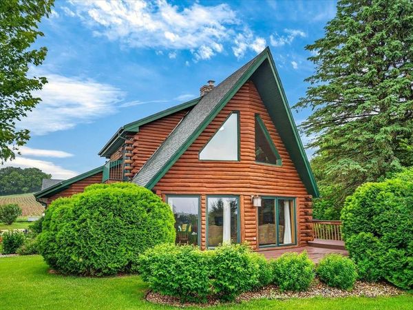 7943 Stagecoach Road, Cross Plains, WI 53528