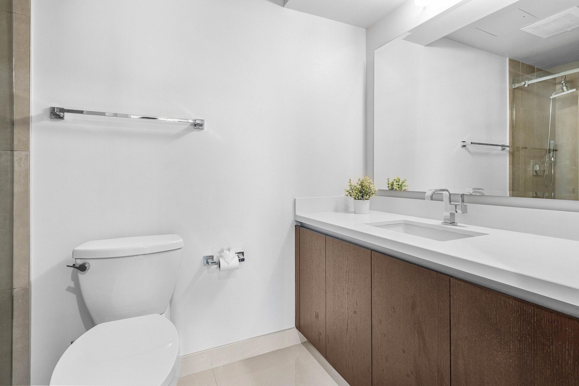 3030 N Ocean Boulevard, Unit S101, Fort Lauderdale, FL 33308 Photo