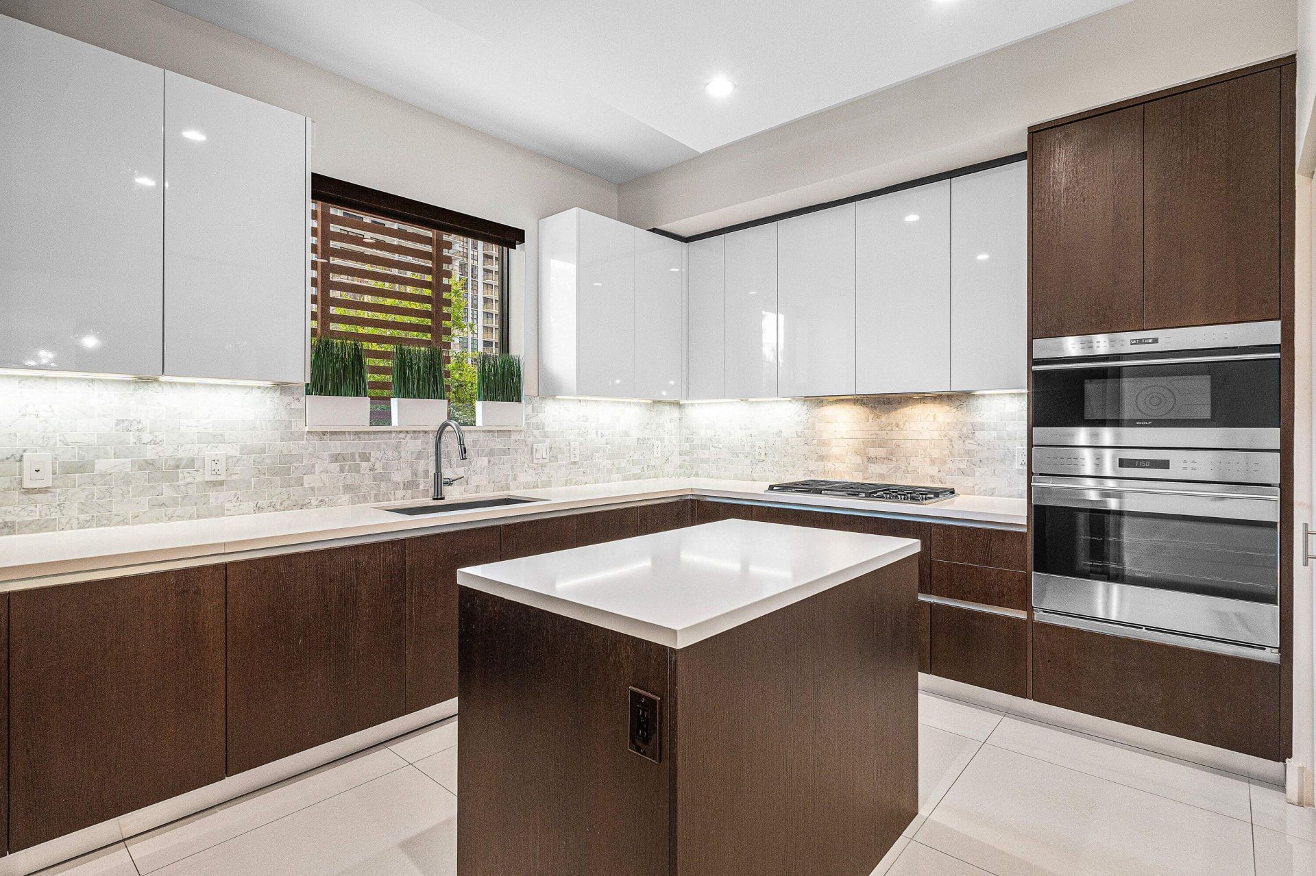 3030 N Ocean Boulevard, Unit S101, Fort Lauderdale, FL 33308 Photo