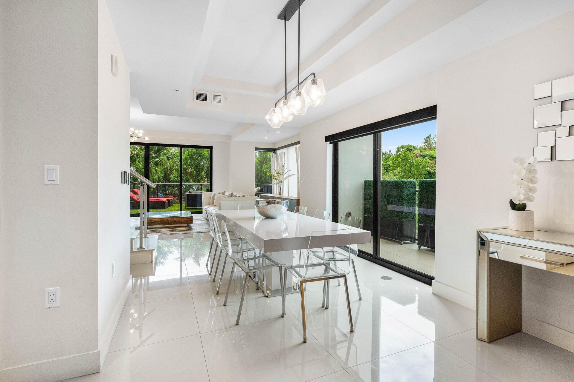 3030 N Ocean Boulevard, Unit S101, Fort Lauderdale, FL 33308 Photo