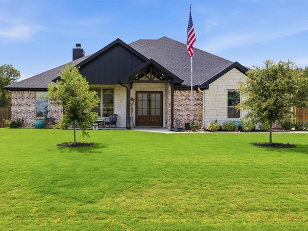 11205 Golden Eagle Ave, Salado, TX 76571