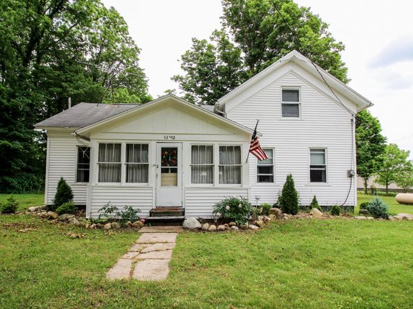 53532 Parkville Road, Three Rivers, MI 49093