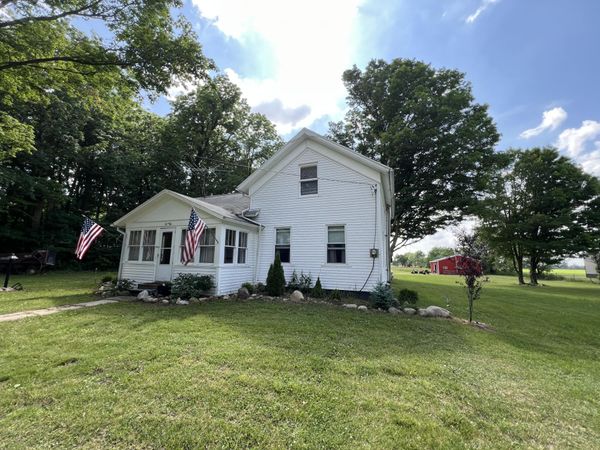 53532 Parkville Road, Three Rivers, MI 49093