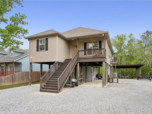 18313 CUSACHS Drive , Covington, LA 70433
