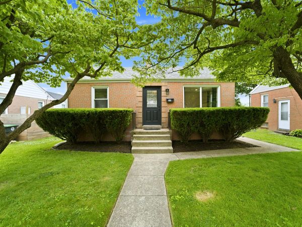 340 N California Street , Hobart, IN 46342