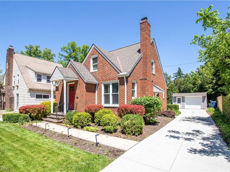 1417 Lynn Park Drive, Cleveland Heights, OH 44121 Photo 3