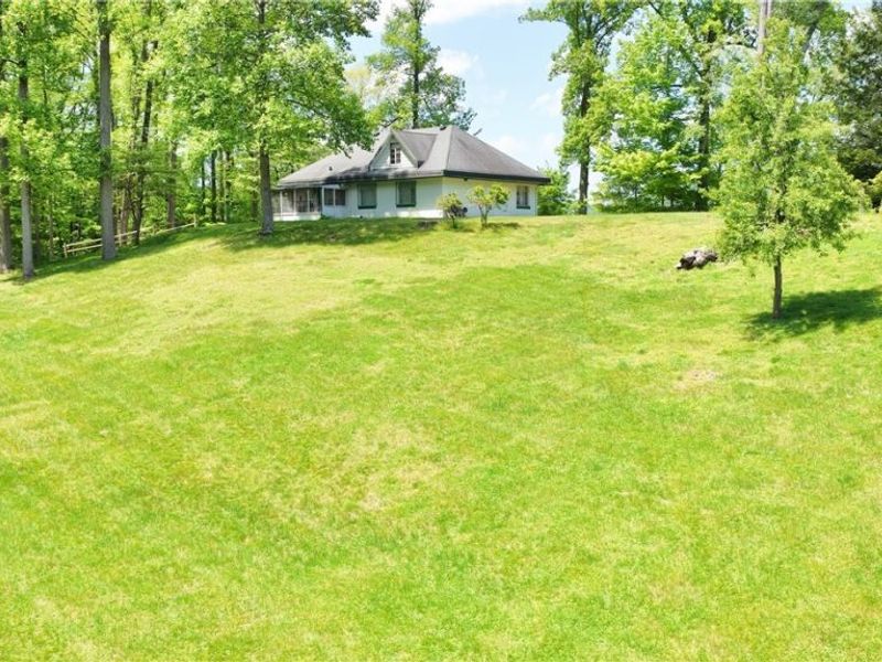 8690 US Route 62, Killbuck, OH 44637 Photo 27