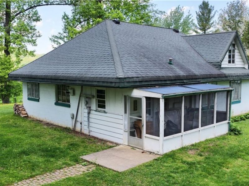 8690 US Route 62, Killbuck, OH 44637 Photo 5