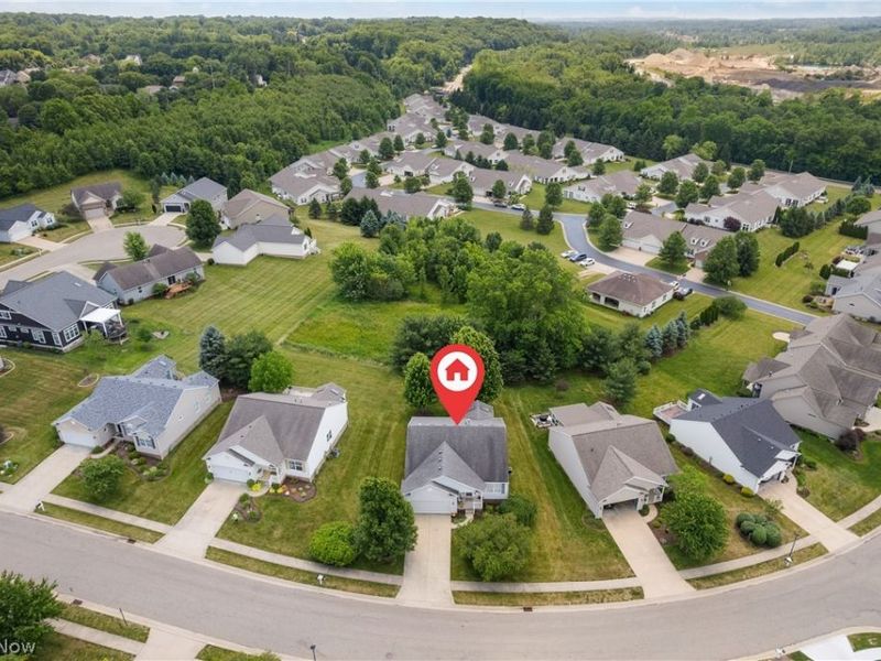 9250 Forest Trail Avenue NW, Massillon, OH 44647 Photo 3