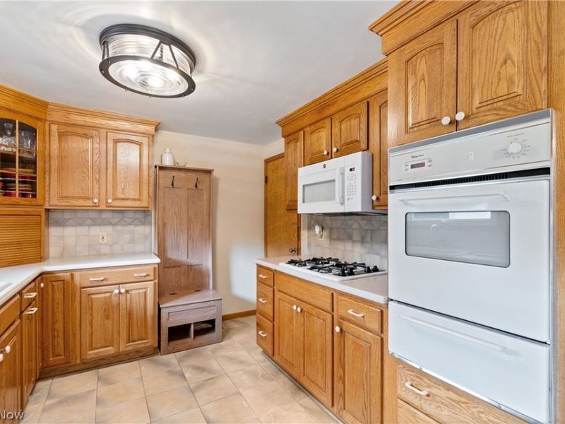 1461 Deermont Avenue SW, Massillon, OH 44647 Photo 11