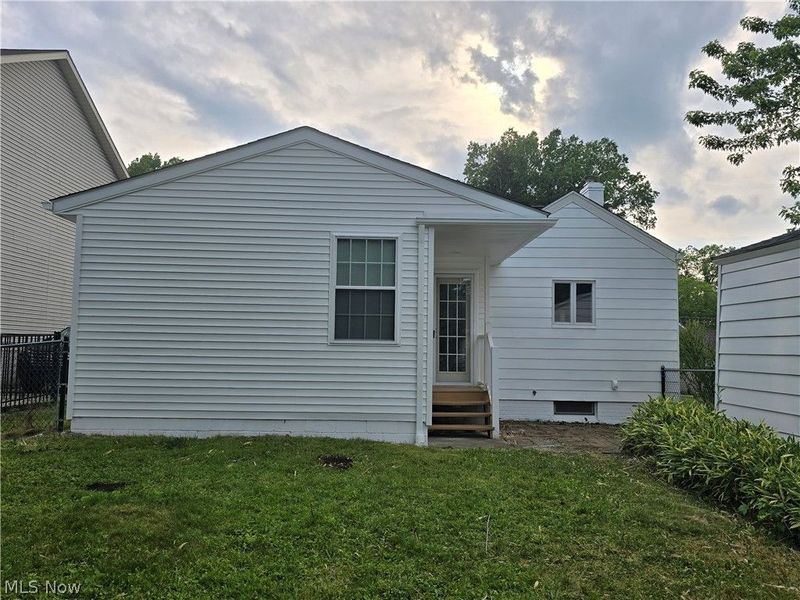 1871 15th Street, Cuyahoga Falls, OH 44223 Photo 3