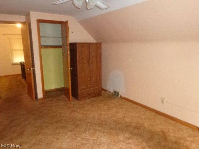 6237 Chestnut Hills Drive, Parma, OH 44129 Photo 15