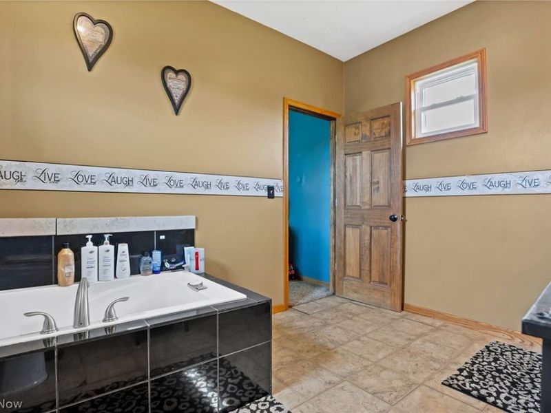 7865 Rose Hill Road, Roseville, OH 43777 Photo 24
