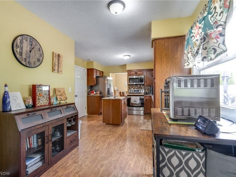 740 Thelma Drive, Wadsworth, OH 44281 Photo 18