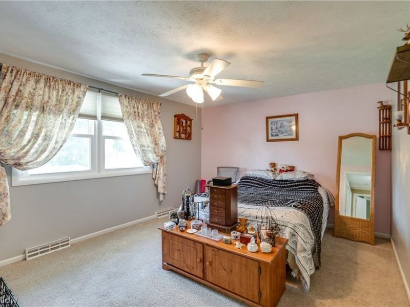 740 Thelma Drive, Wadsworth, OH 44281 Photo 28