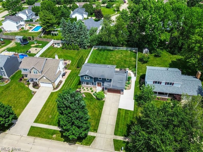 740 Thelma Drive, Wadsworth, OH 44281 Photo 4