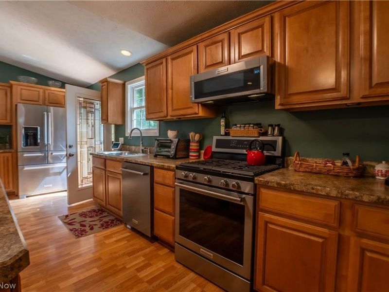 949 Saul Drive, Hubbard, OH 44425 Photo 21