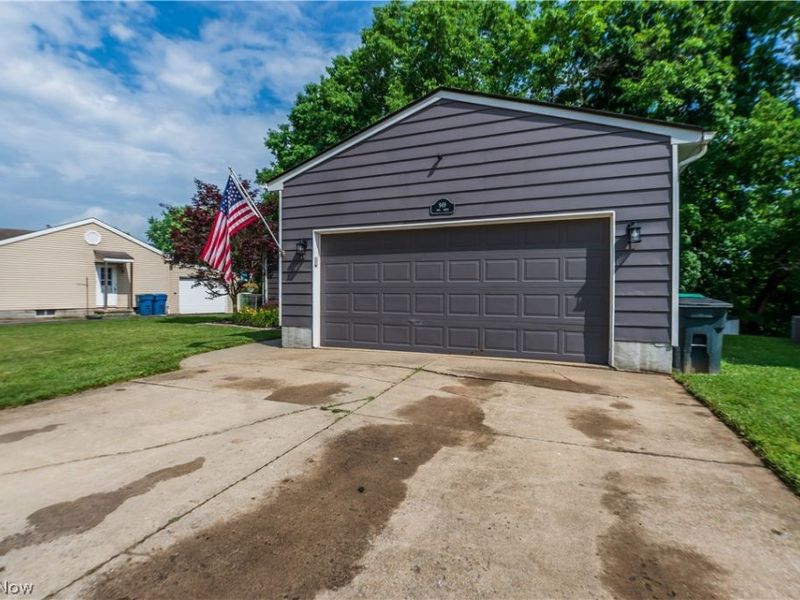 949 Saul Drive, Hubbard, OH 44425 Photo 4