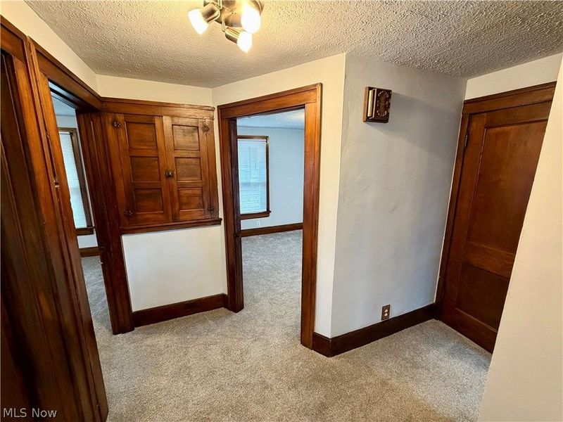 458 Crestwood Avenue, Akron, OH 44302 Photo 22