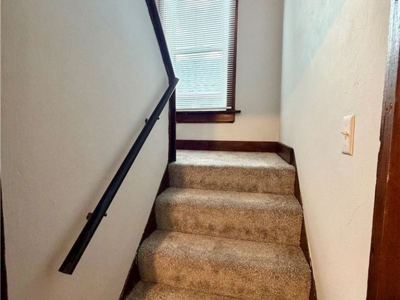 458 Crestwood Avenue, Akron, OH 44302 Photo 23