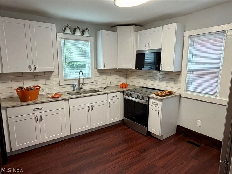458 Crestwood Avenue, Akron, OH 44302 Photo 7