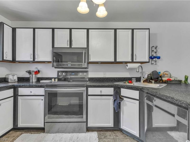 3765 Mercedes Place, Canfield, OH 44406 Photo 3