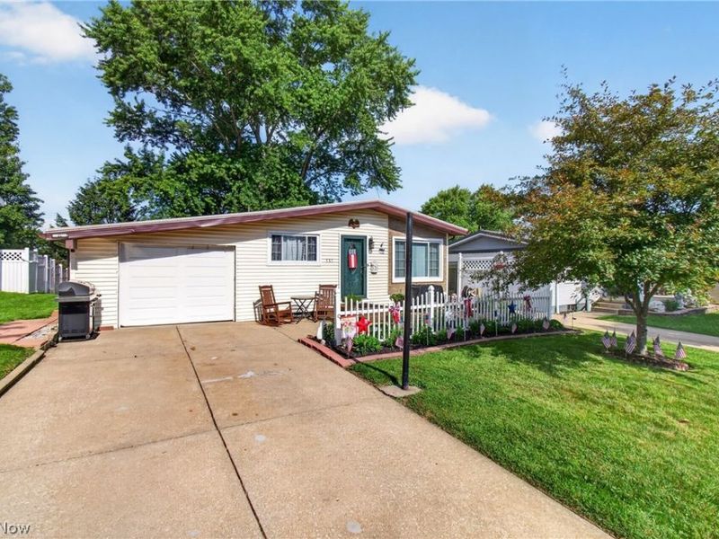 555 Standish Street NW, Massillon, OH 44647 Photo 3