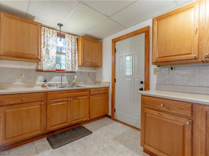 13134 Lincoln Way NW, Massillon, OH 44647 Photo 10