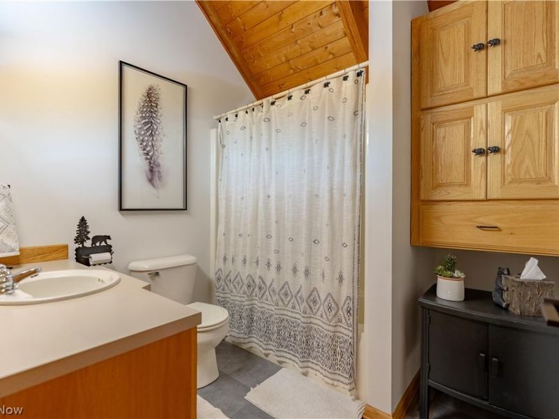 3680 Diamond Street NE, Canton, OH 44721 Photo 24