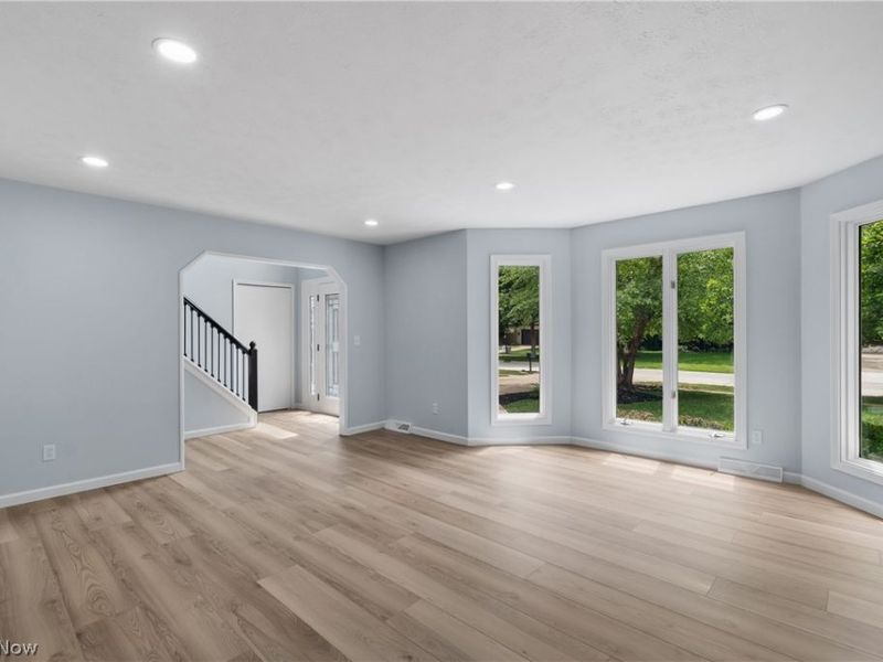 21470 Jonathan Drive, Strongsville, OH 44149 Photo 12