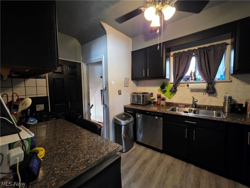 8817 Blaine Avenue, Cleveland, OH 44106 Photo 5