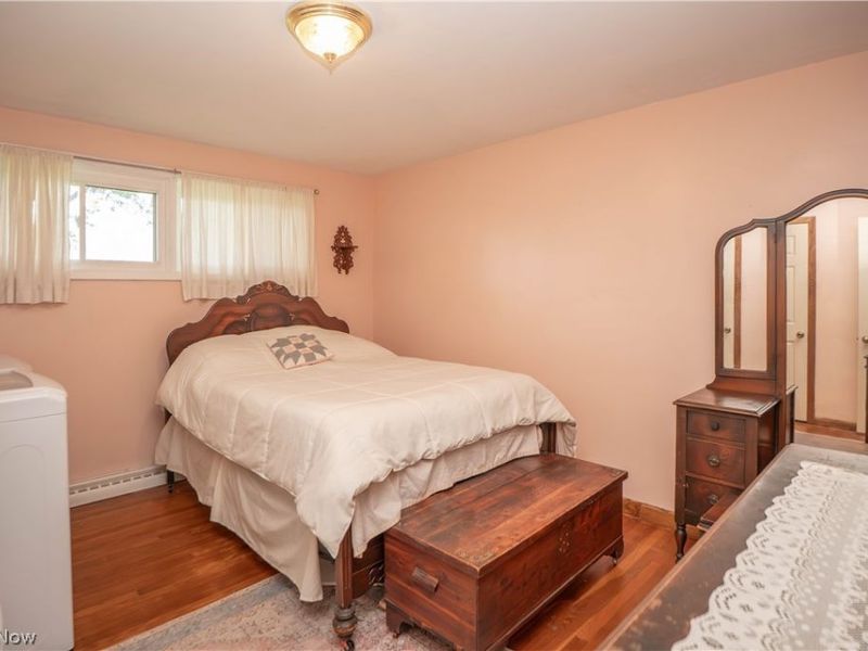 6145 Hollydale Avenue NE, Canton, OH 44721 Photo 24