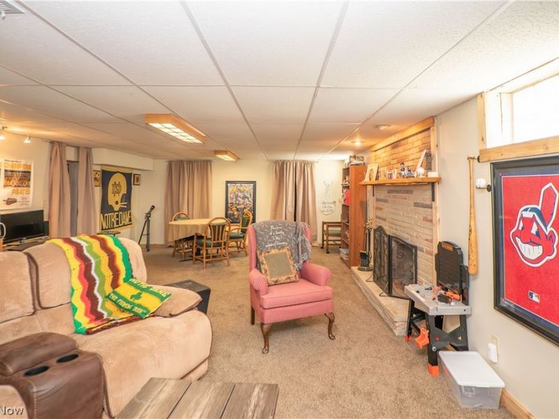 6145 Hollydale Avenue NE, Canton, OH 44721 Photo 32