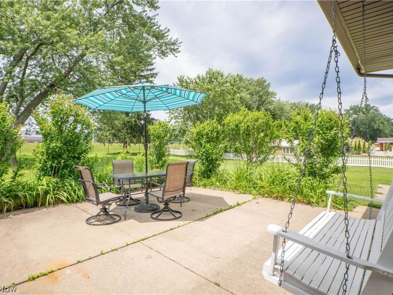 6145 Hollydale Avenue NE, Canton, OH 44721 Photo 35