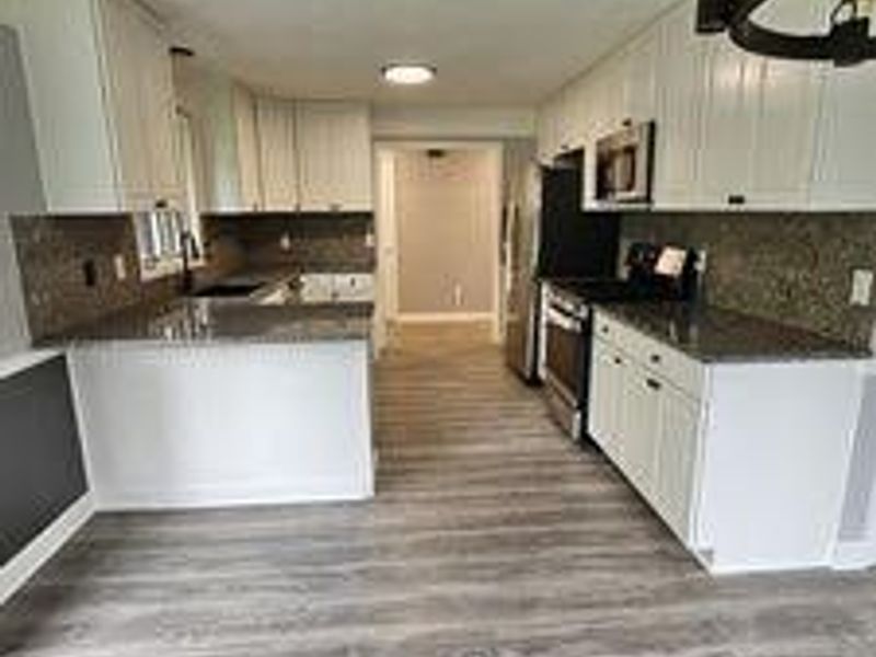 4292 Boston Road, Brunswick Hills, OH 44212 Photo 13