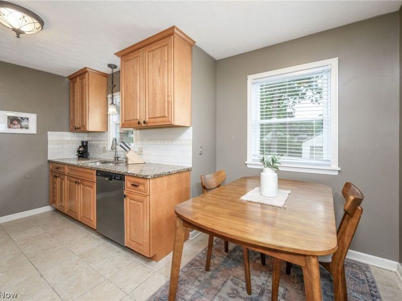 2225 16th Street, Cuyahoga Falls, OH 44223 Photo 9