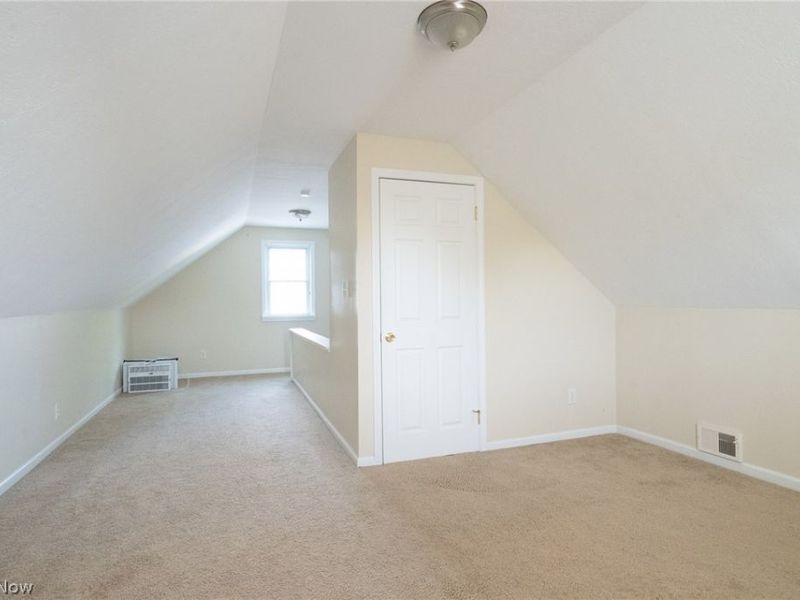 1324 Elmwood Road, Mayfield Heights, OH 44124 Photo 14