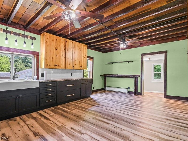 3936 S Union Avenue , Alliance, OH 44601 Photo 11