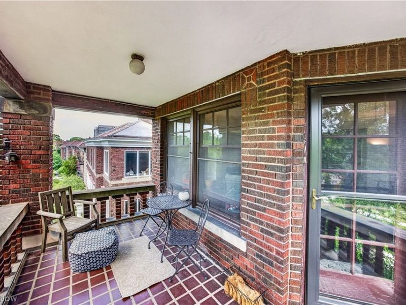 2661 Euclid Heights Boulevard, Unit 5, Cleveland Heights, OH 44106 Photo 13