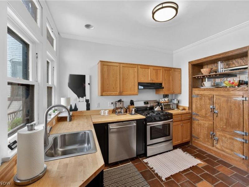 2661 Euclid Heights Boulevard, Unit 5, Cleveland Heights, OH 44106 Photo 18