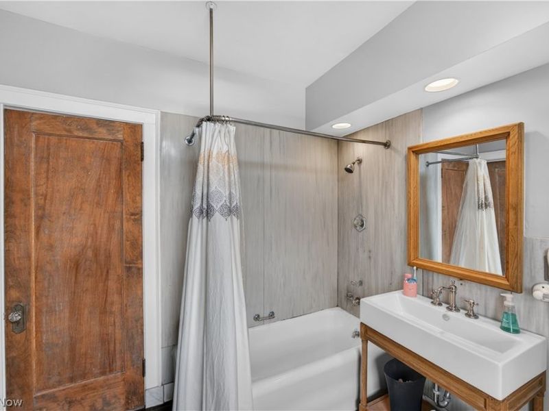 2661 Euclid Heights Boulevard, Unit 5, Cleveland Heights, OH 44106 Photo 31