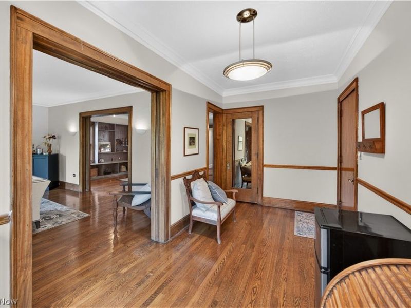 2661 Euclid Heights Boulevard, Unit 5, Cleveland Heights, OH 44106 Photo 6