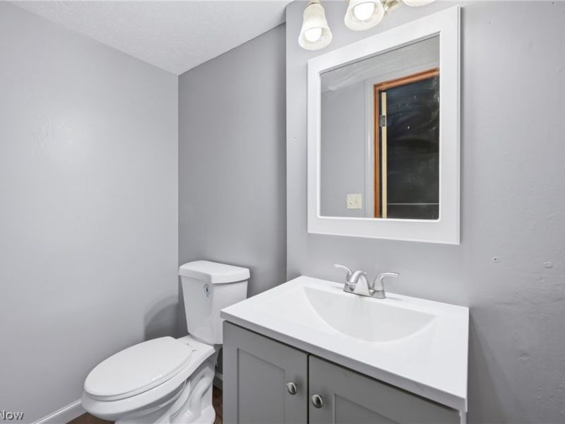 352 Rosewae Avenue, Cortland, OH 44410 Photo 40