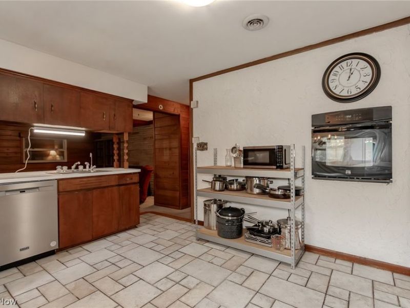 10051 Chardon Road, Chardon, OH 44024 Photo 22