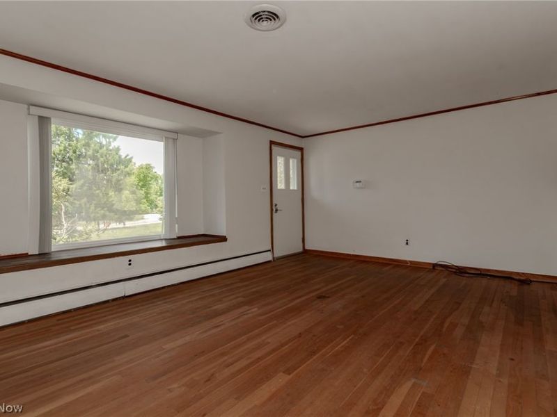 10051 Chardon Road, Chardon, OH 44024 Photo 4