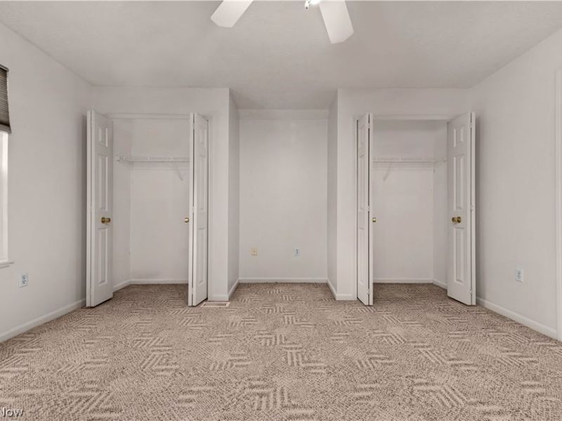 9097 Fern Cove E, Olmsted Falls, OH 44138 Photo 25