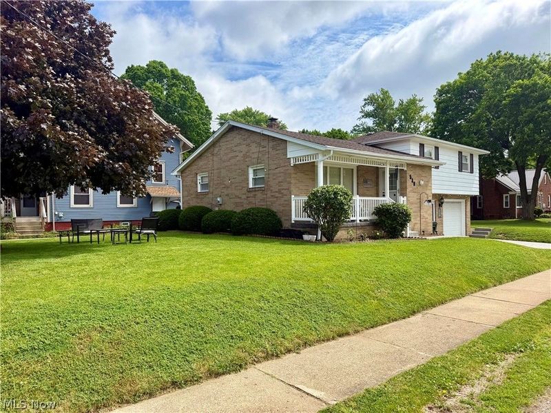 538 S Silver Street, Louisville, OH 44641 Photo 2