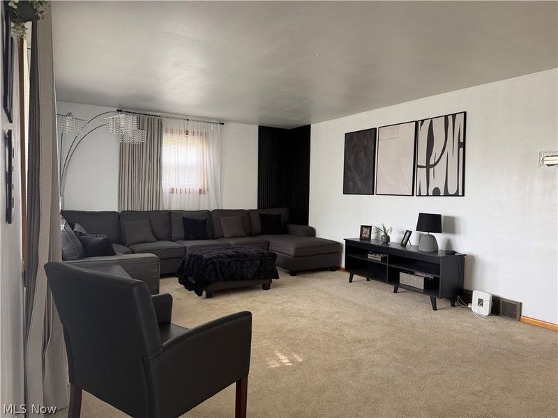 538 S Silver Street, Louisville, OH 44641 Photo 9
