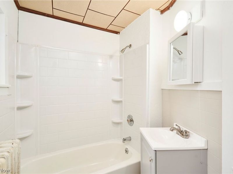 221 Mulberry Street, Berea, OH 44017 Photo 8